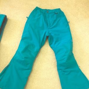 Land’s End girls snow pants Size 7